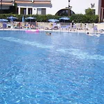 Deluxe Marina Cape 4 Stars 33 5 Apartmán Acheloj