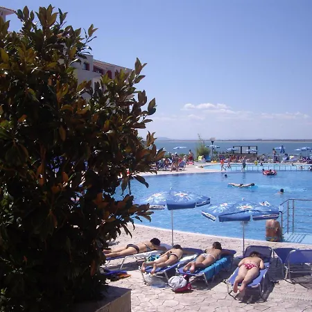 Deluxe Marina Cape 4 Stars 33 5 *