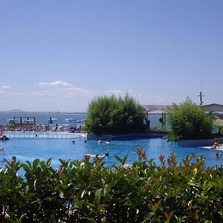 アパート Deluxe Marina Cape 4 Stars 33 5 *