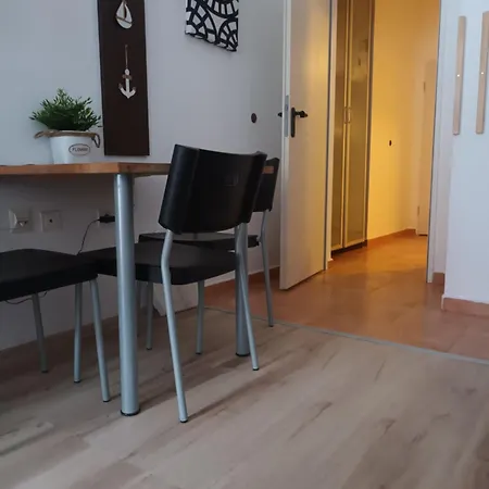 Deluxe Marina Cape 4 Stars 33 5 アパート *