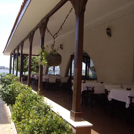 Deluxe Marina Cape 4 Stars 33 5 Aheloy