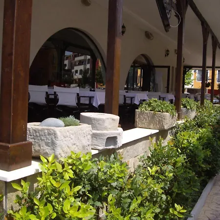 Deluxe Marina Cape 4 Stars 33 5 *