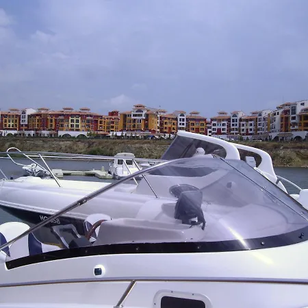 Apartmán Deluxe Marina Cape 4 Stars 33 5