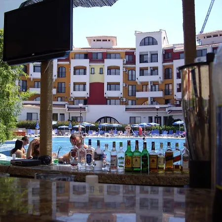 Deluxe Marina Cape 4 Stars 33 5