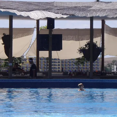 Deluxe Marina Cape 4 Stars 33 5 Aheloy