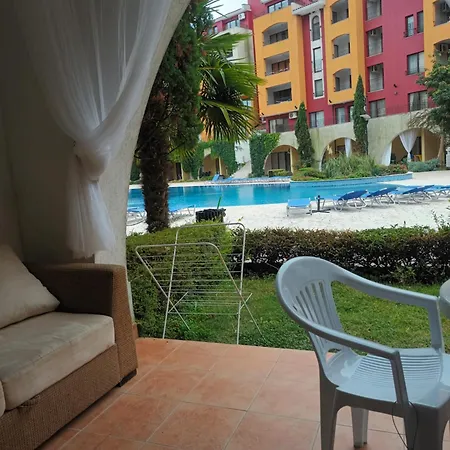 Deluxe Marina Cape 4 Stars 33 5