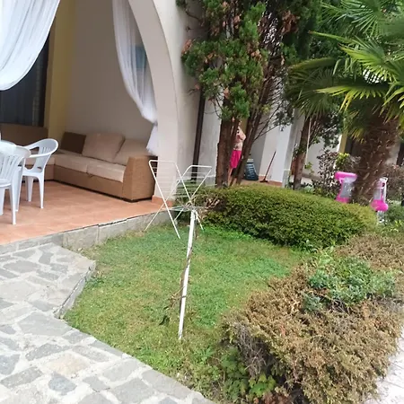 Deluxe Marina Cape 4 Stars 33 5 * Aheloy