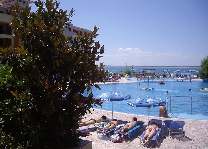 Deluxe Marina Cape 4 Stars 33 5 *