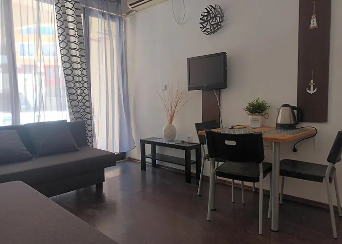Deluxe Marina Cape 4 Stars 33 5 Apartment Aheloy