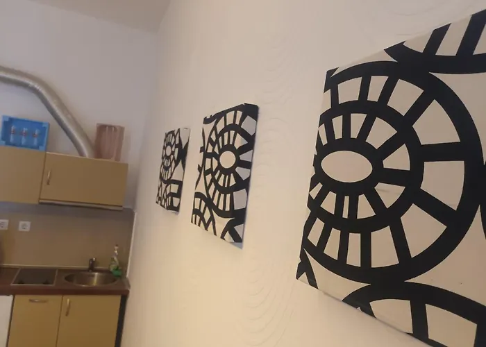 Deluxe Marina Cape 4 Stars 33 5