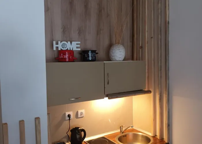 Deluxe Marina Cape 4 Stars 33 5 *